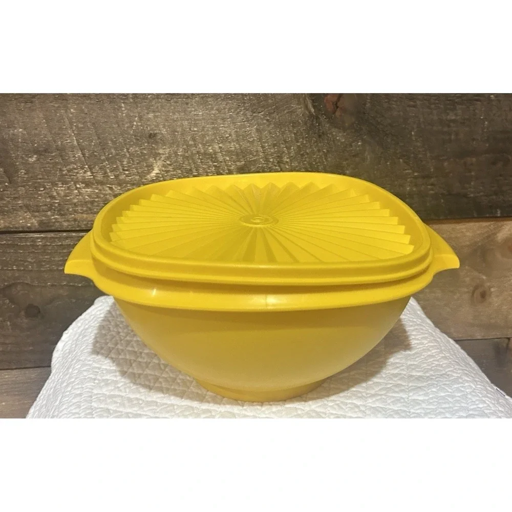 VTG Tupperware Servalier‎ Bowl SET Harvest Yellow Burnt Orange Green